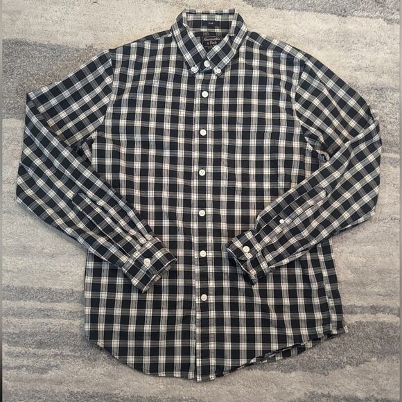 ·Abercrombie & Fitch Casual Button Down Shirt, Size Medium - Picture 2 of 5